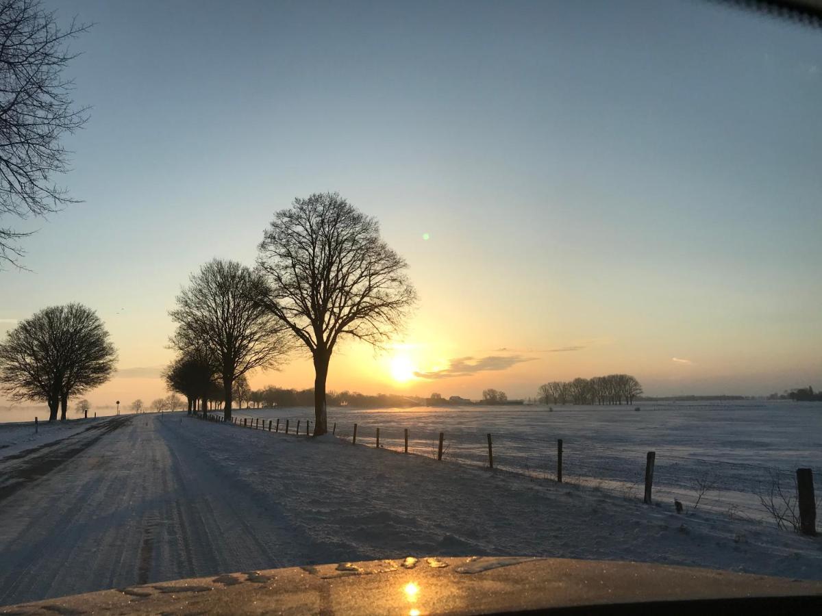 Koenigsgut Emmericher Eyland Kalkar Buitenkant foto